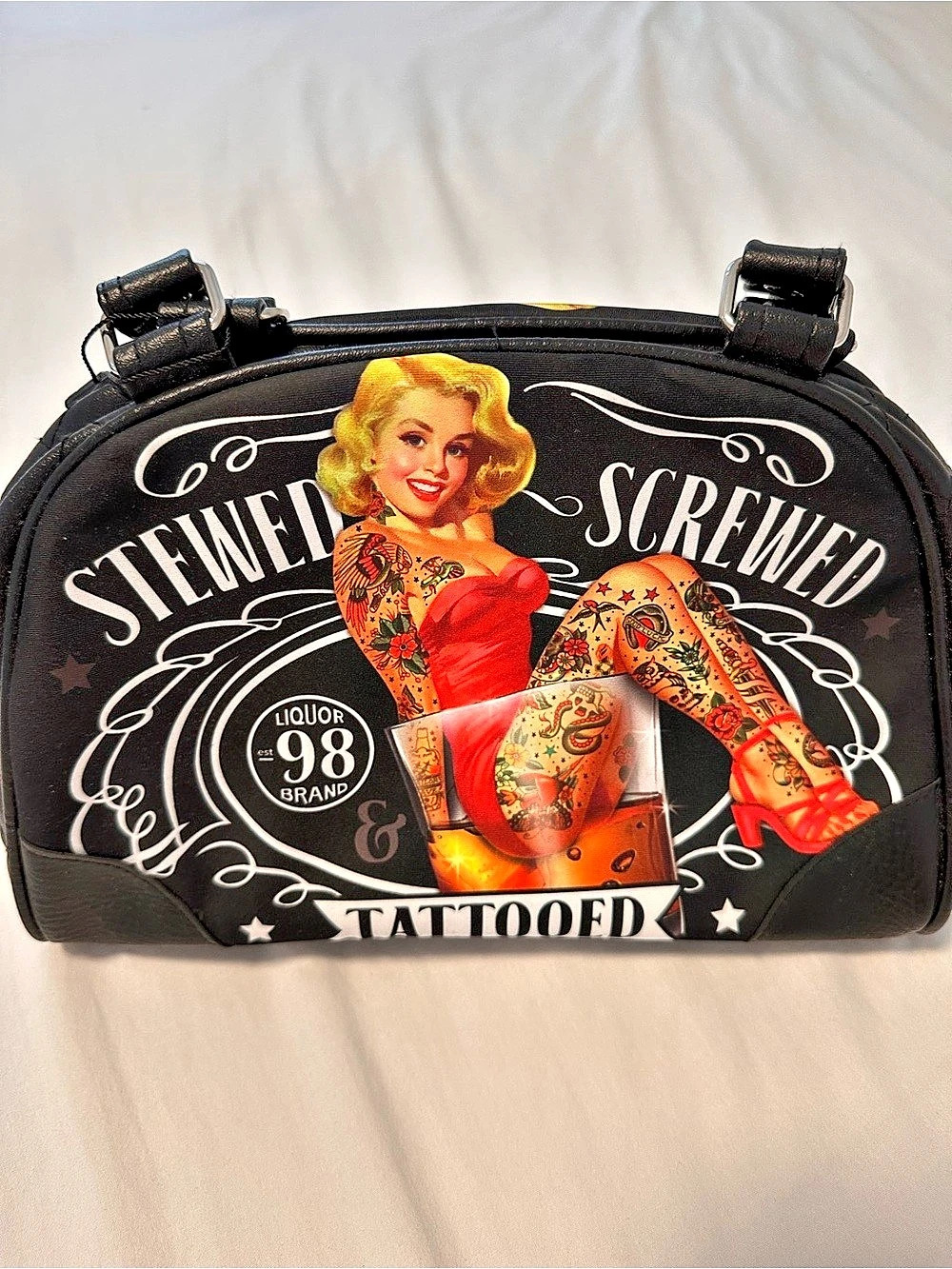 Liquorbrand Liquor Brand Tattooed Pin-Up bag Pin-Up Shoulder Bag in Black & Red